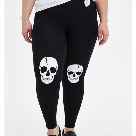 torrid Pants - NWT torrid size 3 skull premium leggings